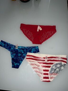 Victoria’s Secret underwear bundle